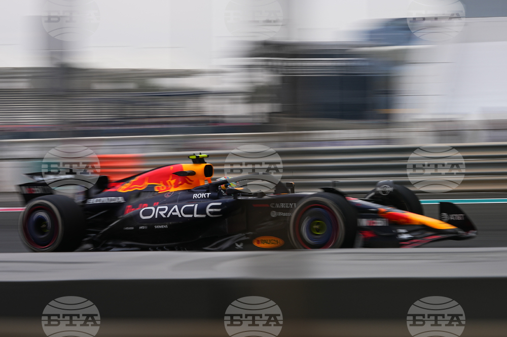 Abu Dhabi F1 GP Auto Racing