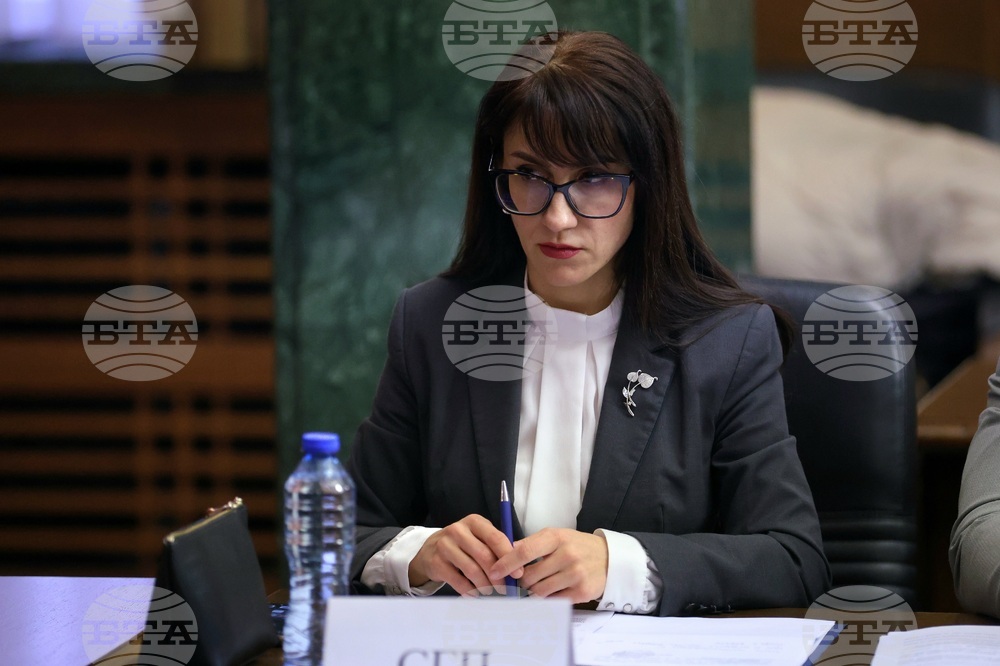 „Новата пандемия - райски газ - рискове за здравето, наказуемост за държане, превоз, публична употреба и шофиране под въздействие на диазотен оксид“ - кръгла маса