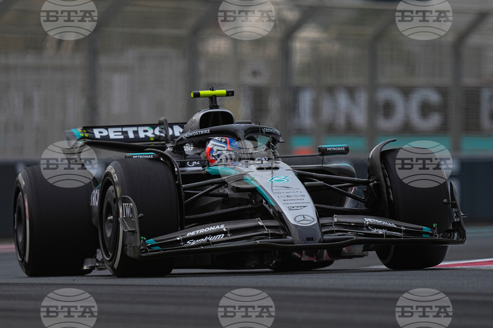 Abu Dhabi F1 GP Auto Racing