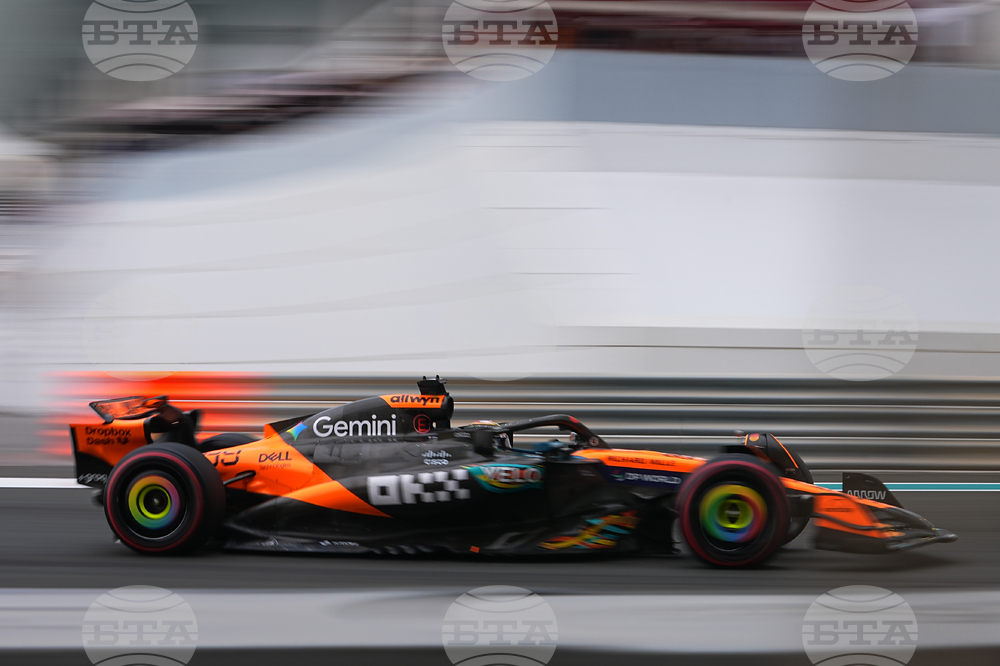 Abu Dhabi F1 GP Auto Racing