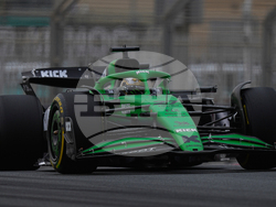 Abu Dhabi F1 GP Auto Racing