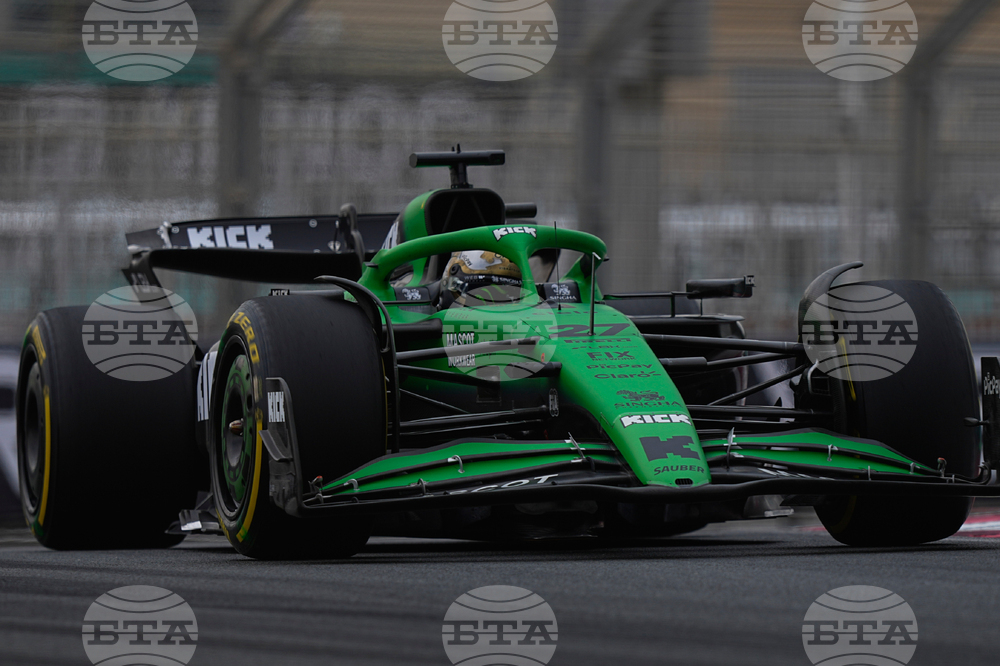 Abu Dhabi F1 GP Auto Racing