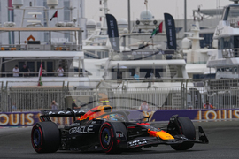 Abu Dhabi F1 GP Auto Racing