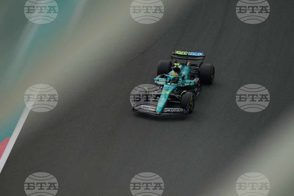 Abu Dhabi F1 GP Auto Racing