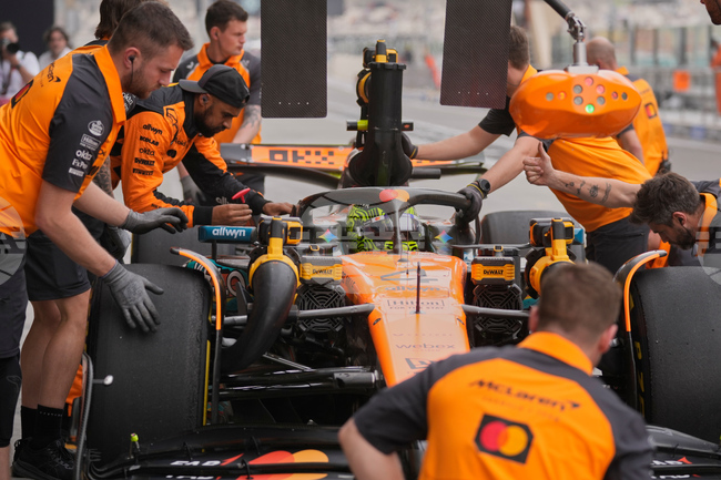 Ландо Норис записа най-добро време в първата свободна тренировка преди Гран при на Абу Даби от Формула 1