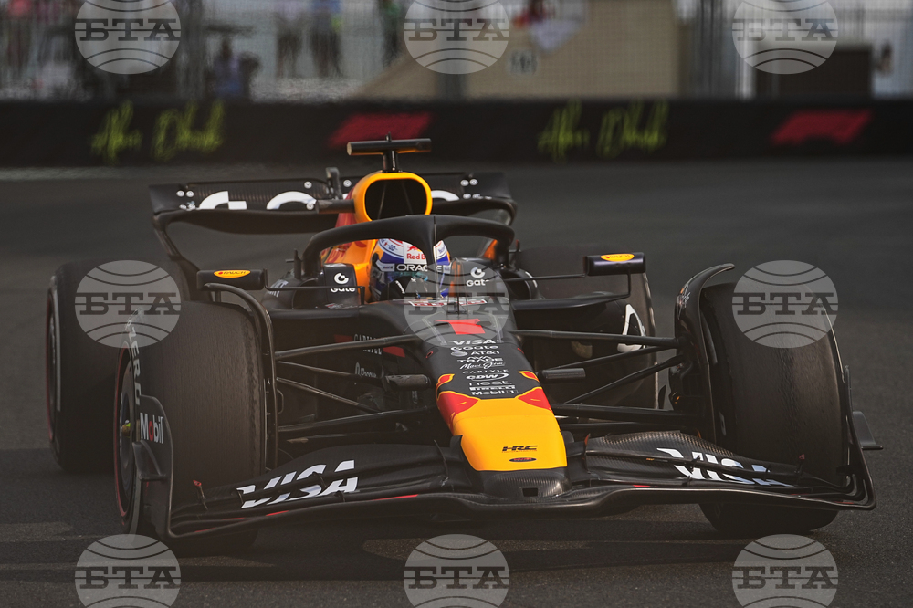 Abu Dhabi F1 GP Auto Racing