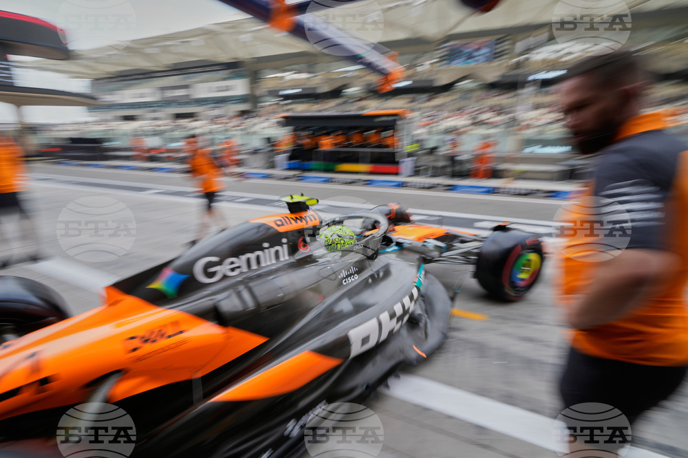 Abu Dhabi F1 GP Auto Racing