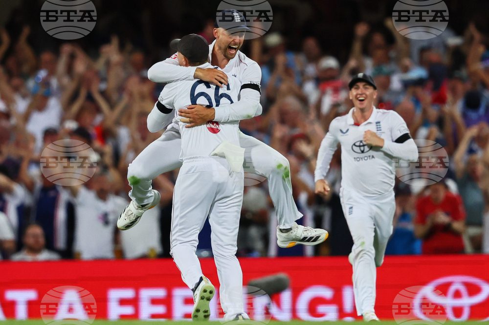 APTOPIX Australia England Cricket