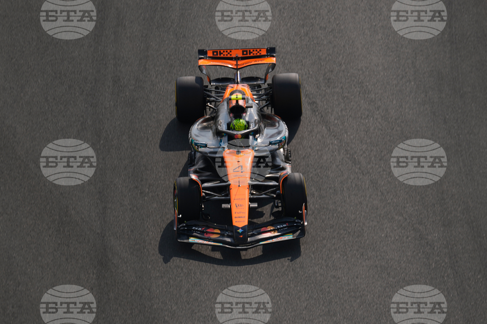 Abu Dhabi F1 GP Auto Racing