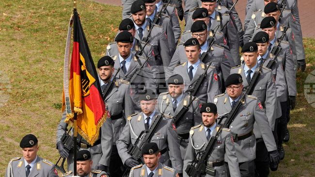 Германският парламент одобри план за привличане на повече наборни войници