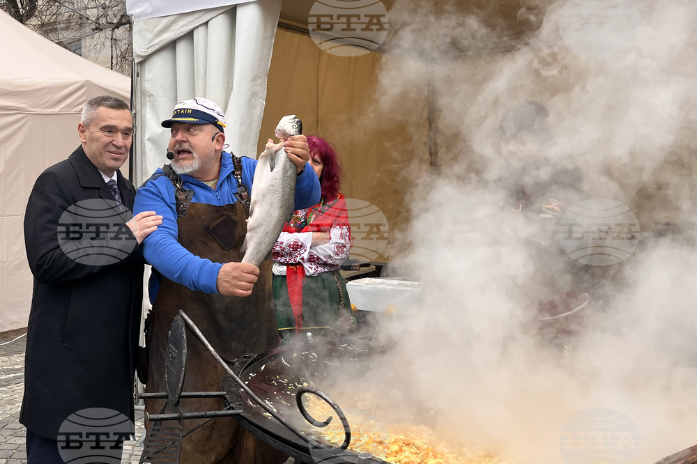 Национален рибен фест посреща посетители днес в центъра на София