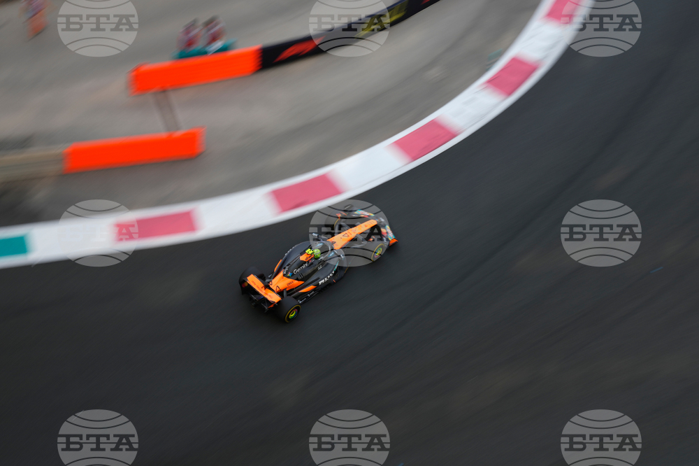 Abu Dhabi F1 GP Auto Racing