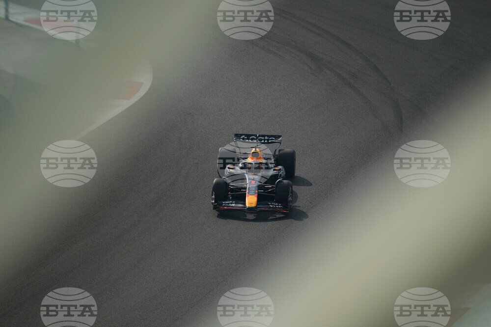 Abu Dhabi F1 GP Auto Racing