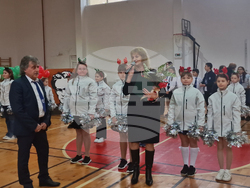 Разград - ОУ „Н. Й. Вапцаров“ - патронен празник - концерт