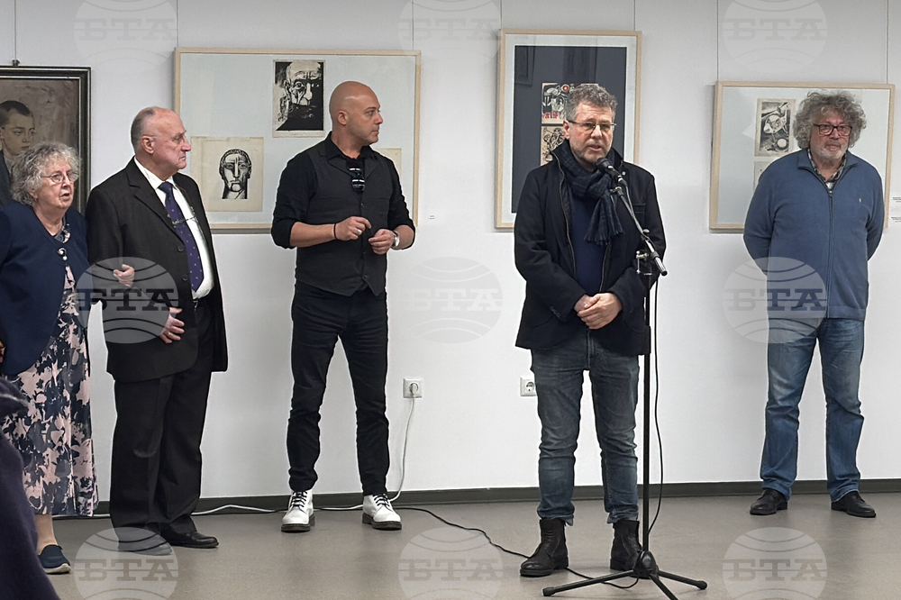 Бургас - изложба 100 години от рождението на Александър Денков - откриване