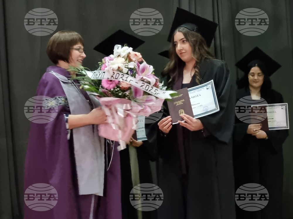 Кърджали - филиал „Любен Каравелов“ - абсолвенти