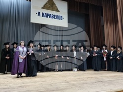 Кърджали - филиал „Любен Каравелов“ - абсолвенти