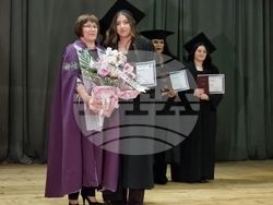 Кърджали - филиал „Любен Каравелов“ - абсолвенти