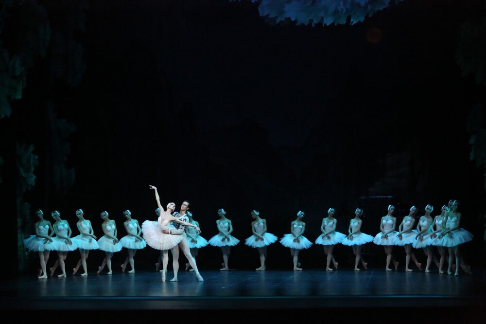 Танцьори от Софийската опера ще представят балетната постановка „Лебедово езеро“ в Лион на 6 декември