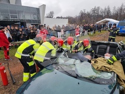 Вършец - спасители - демонстрации