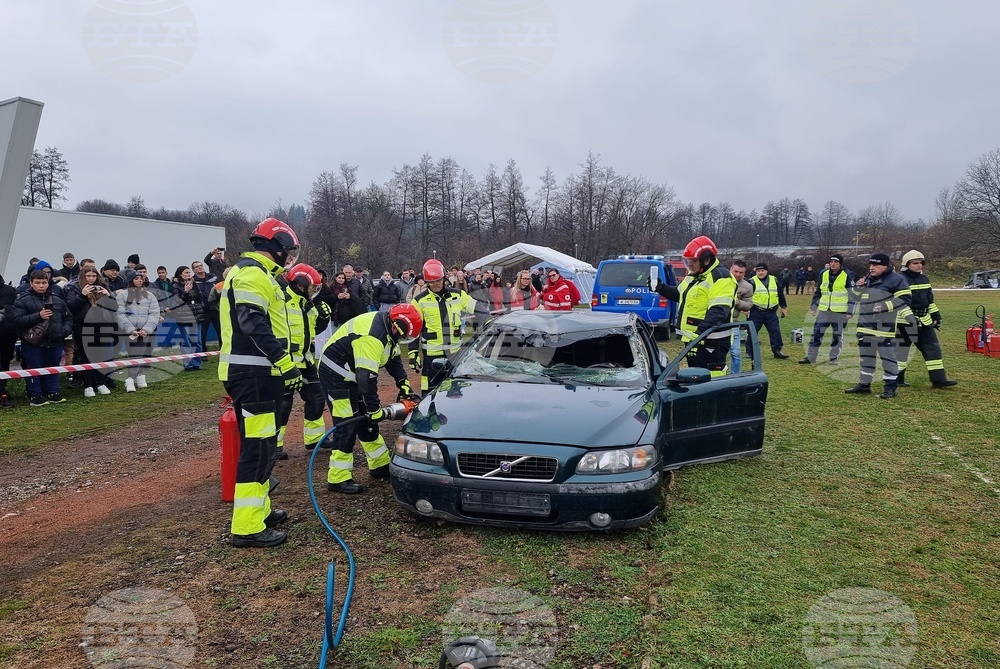 Вършец - спасители - демонстрации