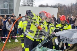 Вършец - спасители - демонстрации