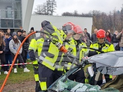 Вършец - спасители - демонстрации