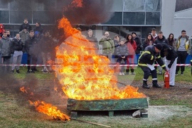 Вършец - спасители - демонстрации