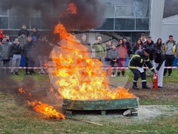 Вършец - спасители - демонстрации