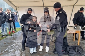 Вършец - спасители - демонстрации