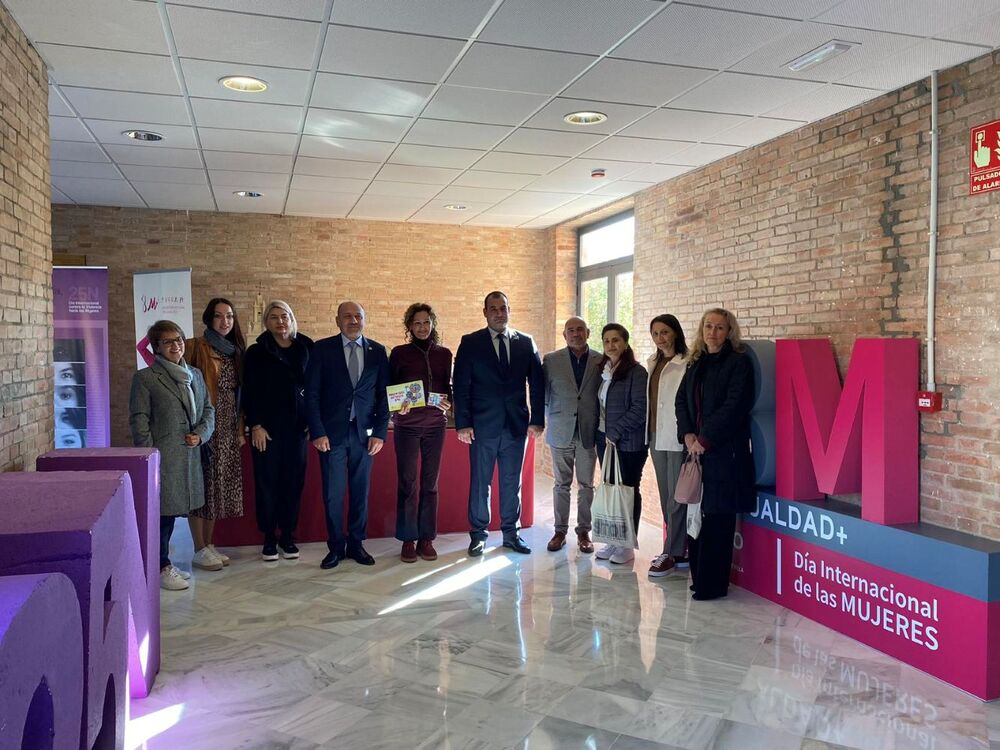 Община Ловеч реализира първата си мобилност по програма „Еразъм+“ в Севиля, Испания