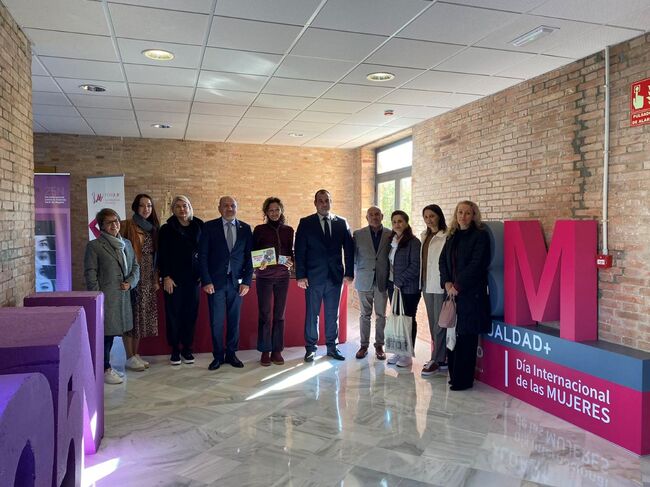 Община Ловеч реализира първата си мобилност по програма „Еразъм+“ в Севиля, Испания