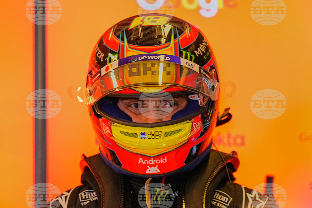 Abu Dhabi F1 GP Auto Racing