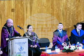 Велико Търново - университет- тържествено събрание