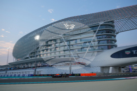 Abu Dhabi F1 GP Auto Racing
