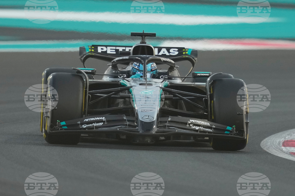 Abu Dhabi F1 GP Auto Racing