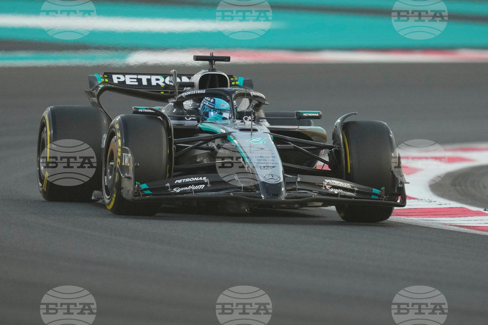 Abu Dhabi F1 GP Auto Racing