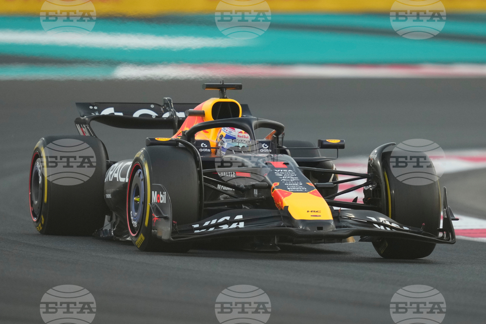 Abu Dhabi F1 GP Auto Racing