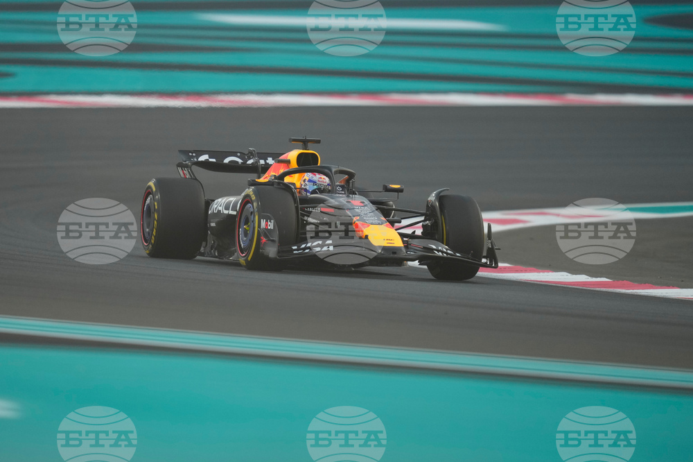 Abu Dhabi F1 GP Auto Racing