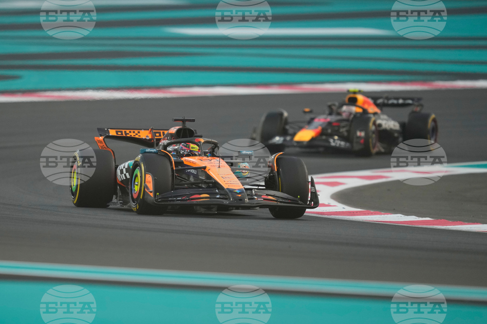 Abu Dhabi F1 GP Auto Racing