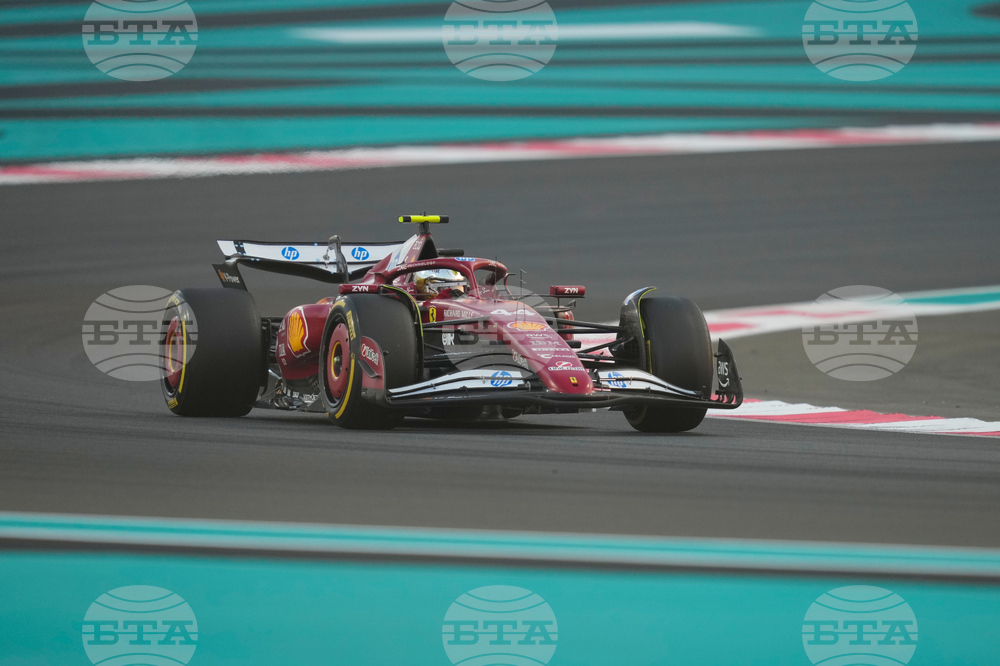 Abu Dhabi F1 GP Auto Racing