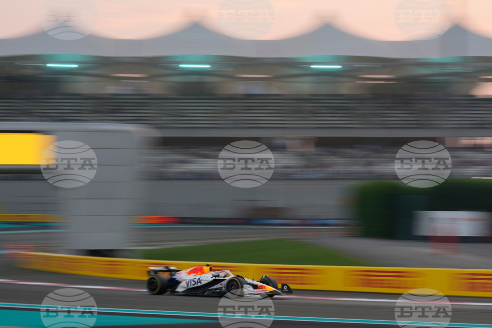 Abu Dhabi F1 GP Auto Racing