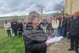 Разград - гимназия - първи випуск - дръвче