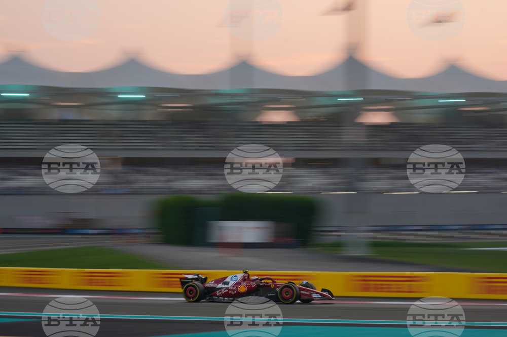 Abu Dhabi F1 GP Auto Racing