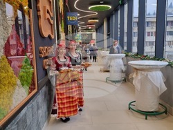 Смолян - търговски център - откриване