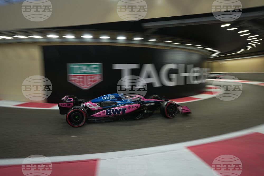 Abu Dhabi F1 GP Auto Racing