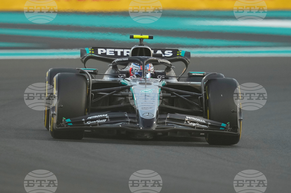 Abu Dhabi F1 GP Auto Racing