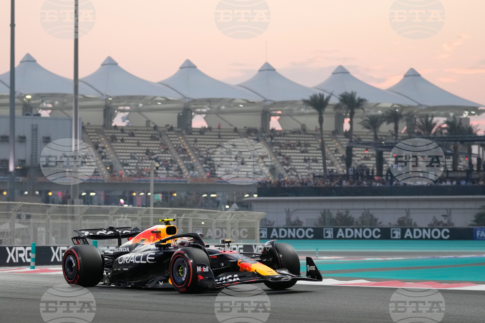 Abu Dhabi F1 GP Auto Racing