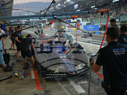 Abu Dhabi F1 GP Auto Racing