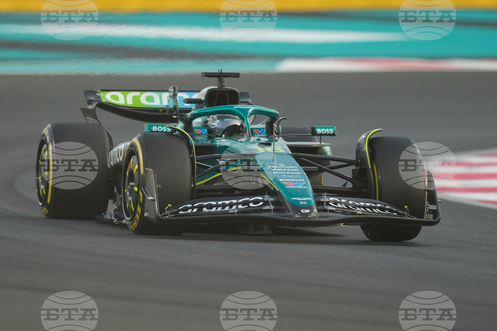 Abu Dhabi F1 GP Auto Racing